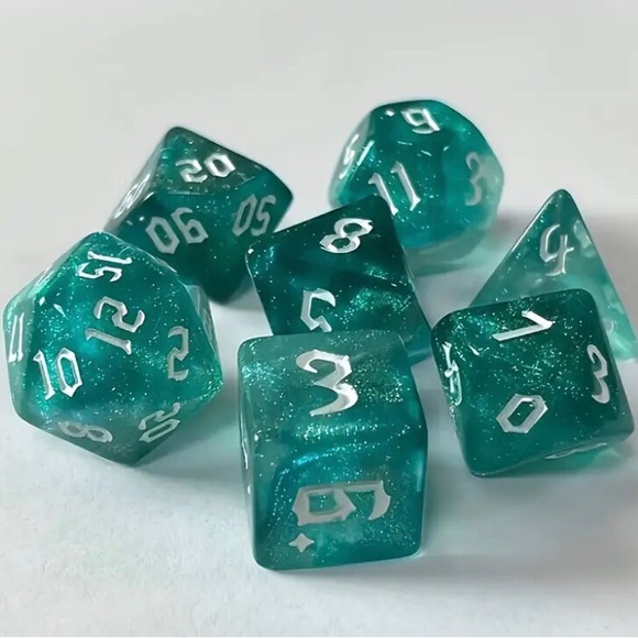Chameleon Game Dice in Teal - Picture 1 of 3